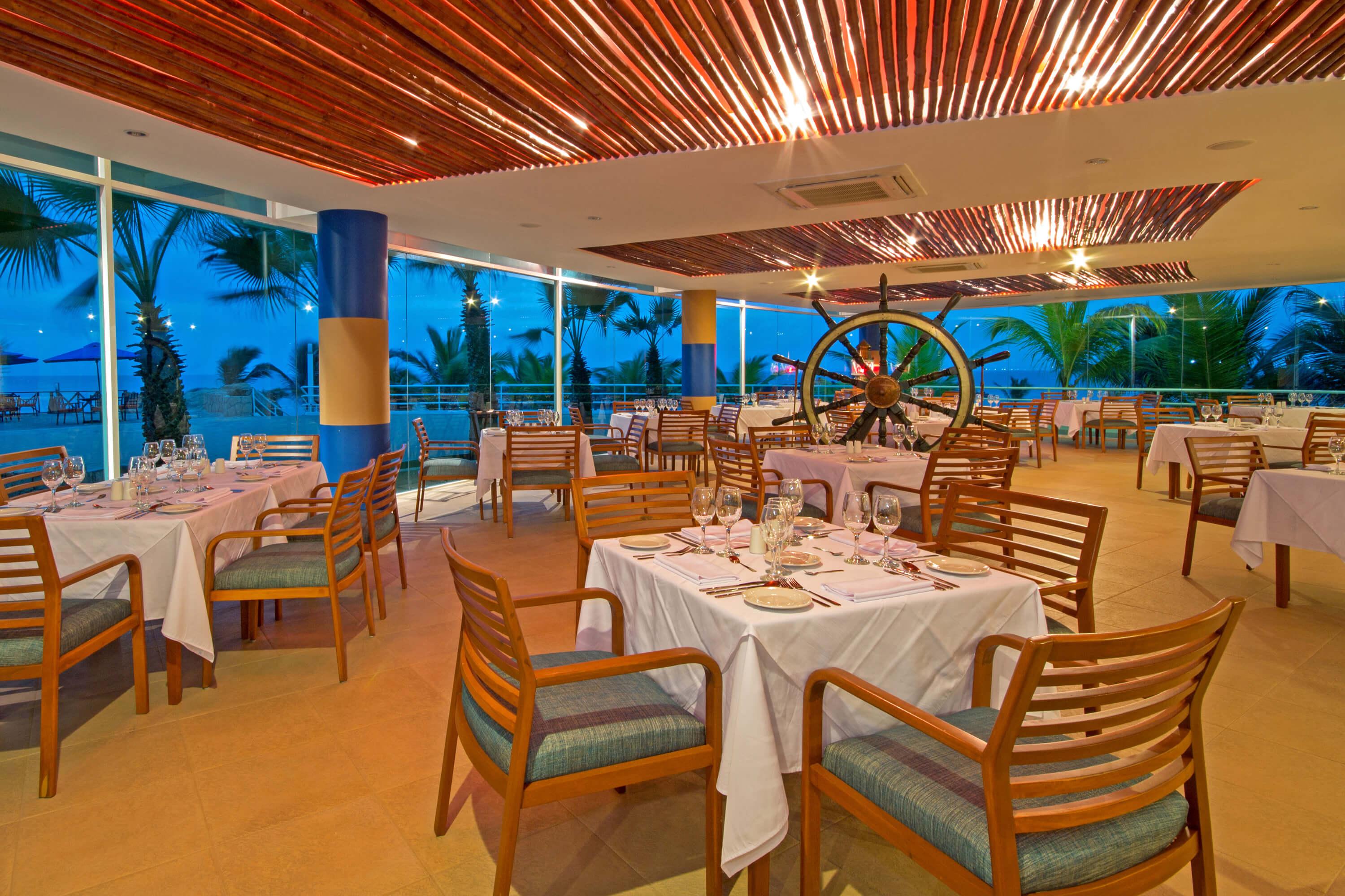 Royal Decameron Punta Centinela Ballenita